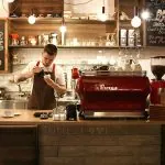 У Києві масово продають бізнес: кафе й магазини дешевшають