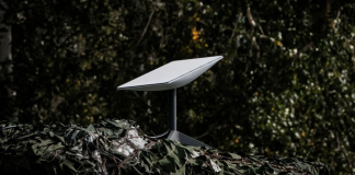 Starlink is once again operating at speeds of over 161 km/h: what we know A Starlink satellite terminal at a camouflaged field position used by the Ukrainian military.