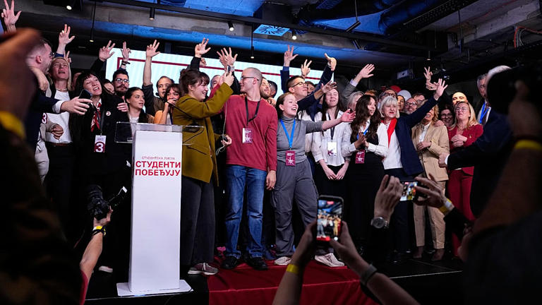 student-voter-register-elections-serbia-2026 Representatives and supporters of the Serbian «Student List» are celebrating their victory in the parliamentary elections